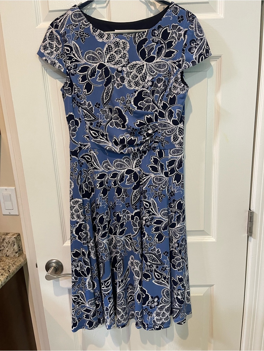 Studio One Navy, Blue, and White Floral Midi Dress Small with Stretch - Picture 3 of 16